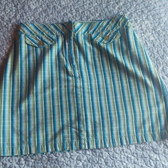 Skirts - Picture 4 of 5